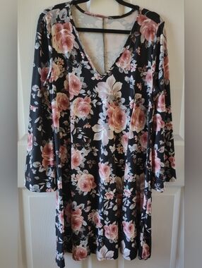 Chadwick's Black Floral Print Short Knit Dress, Long Bell Sleeves - Women's XL